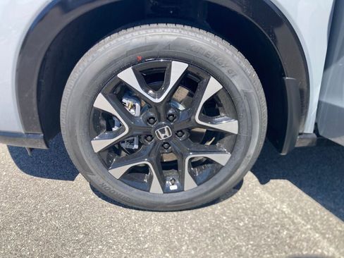 New 2026 Honda HR-V EX-L image 9