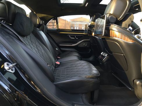 Used 2021 Mercedes-Benz S 580 4MATIC Sedan w/ Warmth & Comfort Package image 28