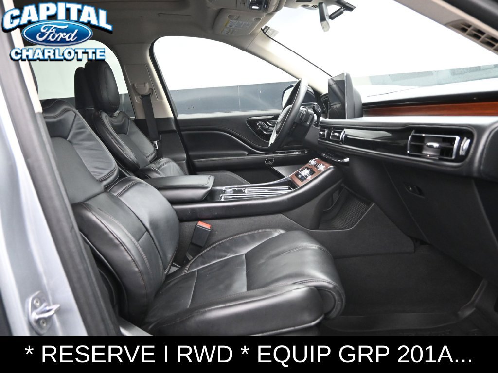 Used 2023 Lincoln Aviator Reserve w/ Equipment Group 201A RWD image 16