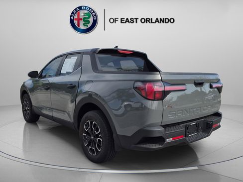 Used 2023 Hyundai Santa Cruz SEL AWD/4WD image 5