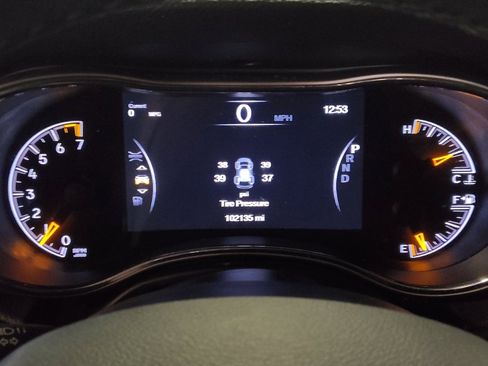 Used 2019 Jeep Grand Cherokee Limited RWD image 23