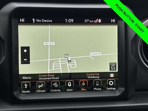 Used 2023 Jeep Gladiator Sport image 15