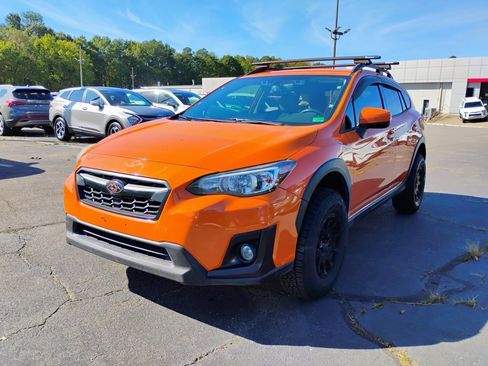 Used 2018 Subaru Crosstrek 2.0i Premium w/ Eyesight System image 4