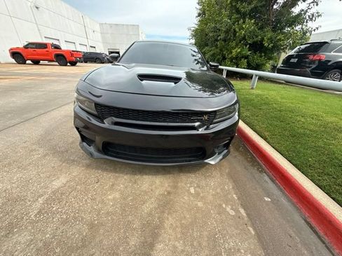 Used 2023 Dodge Charger Scat Pack RWD image 2