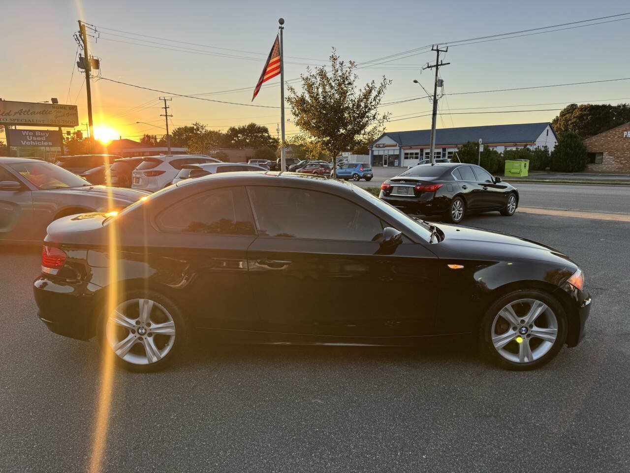 Used 2009 BMW 128i Coupe w/ Premium Pkg RWD image 4