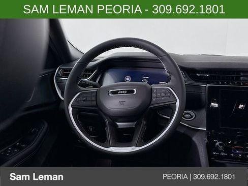 New 2025 Jeep Grand Cherokee L Altitude image 11