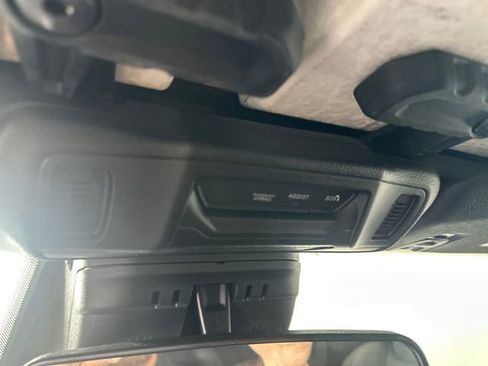 Used 2025 Jeep Wrangler Unlimited Rubicon 4xe w/ Convenience Group image 32