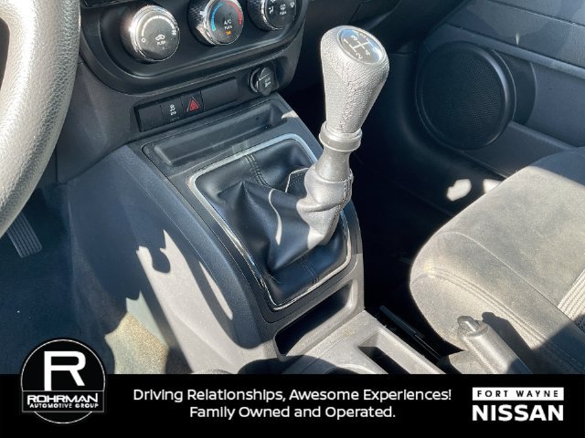 Used 2014 Jeep Patriot Sport FWD image 25