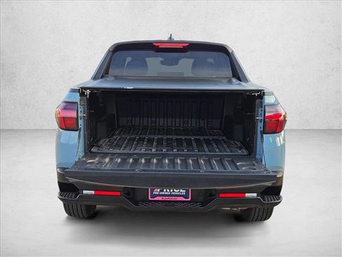 Used 2022 Hyundai Santa Cruz SEL w/ Cargo Package image 6