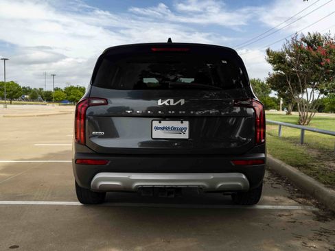 Used 2022 Kia Telluride LX AWD/4WD image 8