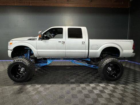 Used 2014 Ford F250 Platinum w/ FX4 Off-Road Package image 2