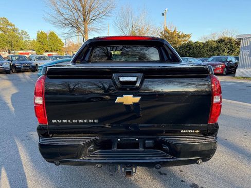 Used 2013 Chevrolet Avalanche LT w/ All-Star Edition image 5