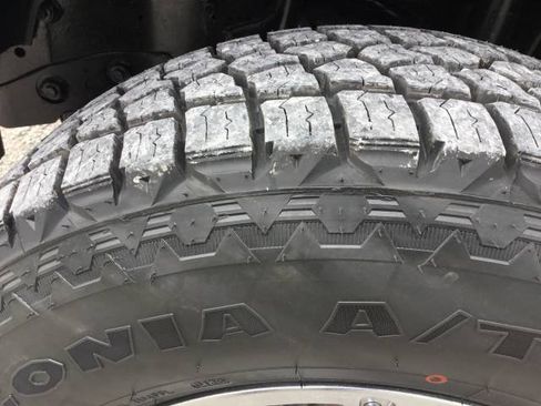 Used 2017 RAM 2500 Tradesman w/ Chrome Appearance Group AWD/4WD image 10