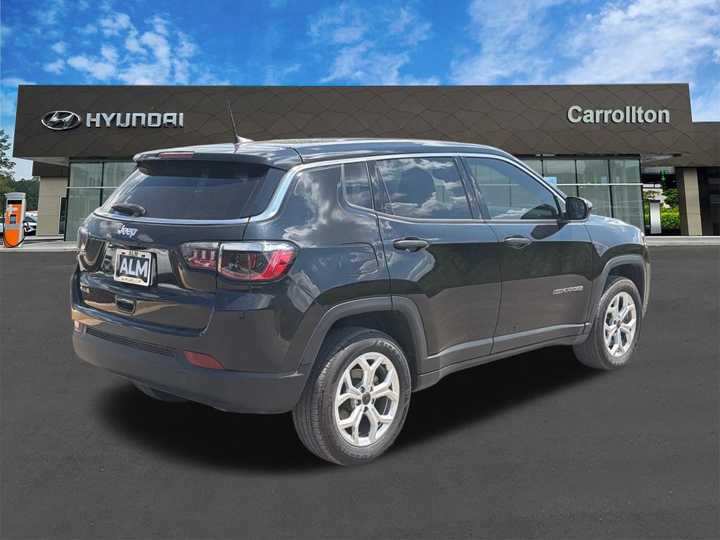 Used 2025 Jeep Compass Sport AWD/4WD image 5
