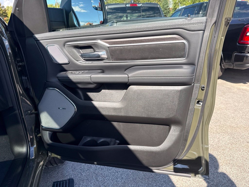 New 2027 RAM 1500 Laramie AWD/4WD image 30