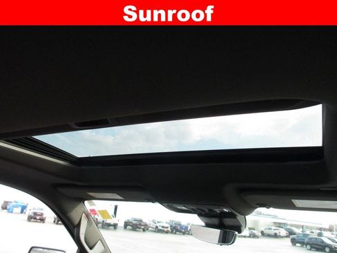 Used 2024 GMC Sierra 1500 Denali image 17