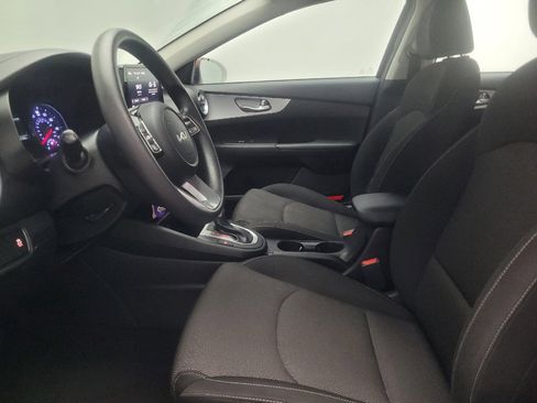 Used 2023 Kia Forte LXS FWD image 17