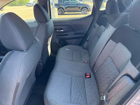 Used 2026 Nissan Kicks SV w/ SV Premium Package FWD image 27