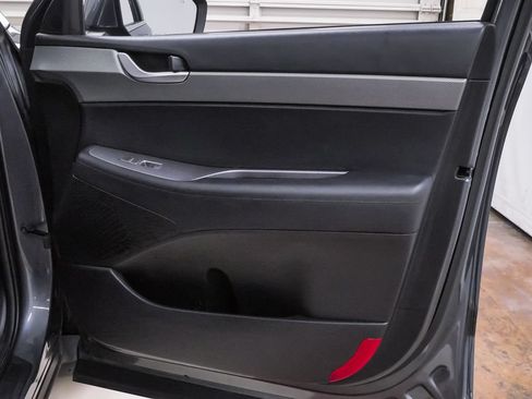Certified 2025 Hyundai Palisade SEL FWD image 28