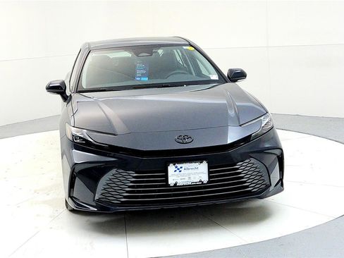 New 2026 Toyota Camry XLE image 8