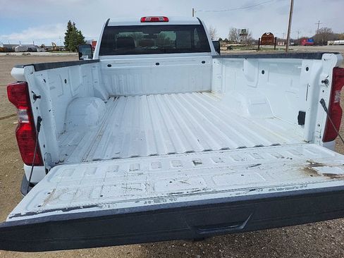 Used 2021 Chevrolet Silverado 2500 W/T w/ WT Convenience Package AWD/4WD image 4