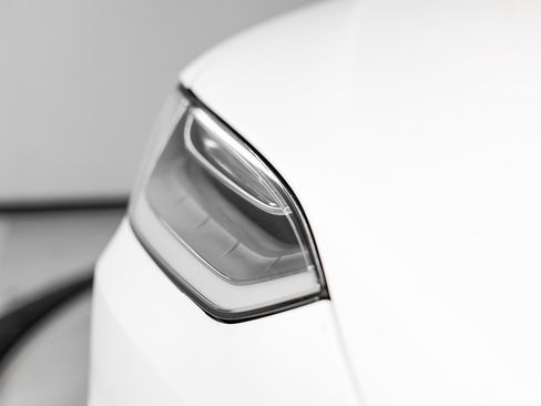 Used 2022 Tesla Model X image 13