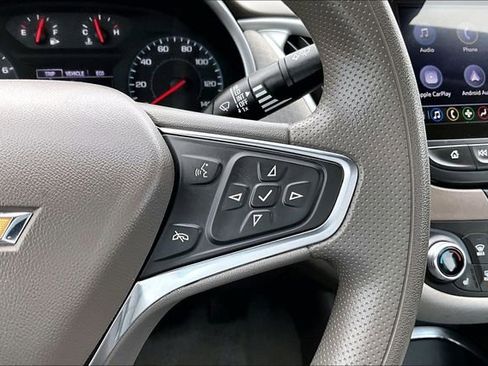 Used 2024 Chevrolet Malibu LT image 12