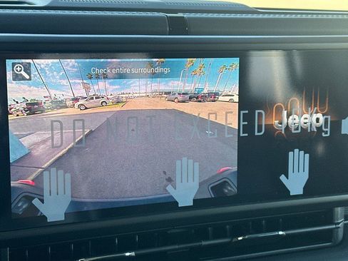 New 2026 Jeep Gladiator Mojave image 15