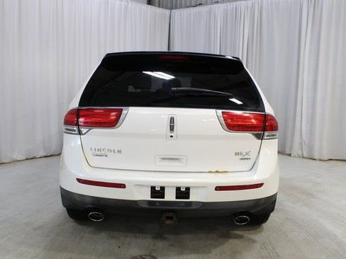 Used 2012 Lincoln MKX AWD image 27