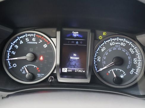 Used 2023 Toyota Tacoma TRD Sport w/ Black Out Package (TMS) image 3