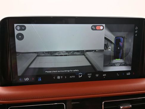 Used 2025 Lincoln Aviator Reserve w/ Luxury Package AWD/4WD image 29