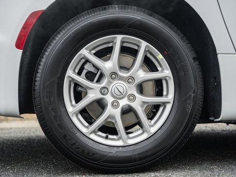 New 2026 Chrysler Voyager LX image 16