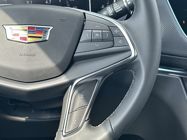 Used 2026 Cadillac XT5 Luxury AWD/4WD image 6