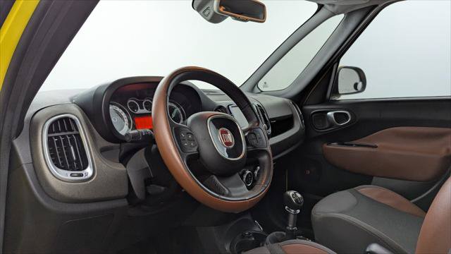 Used 2014 FIAT 500L Trekking w/ Popular Equipment Group FWD image 24