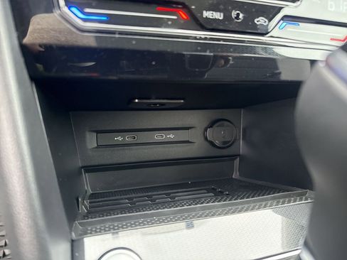 New 2026 Volkswagen Taos SEL image 35