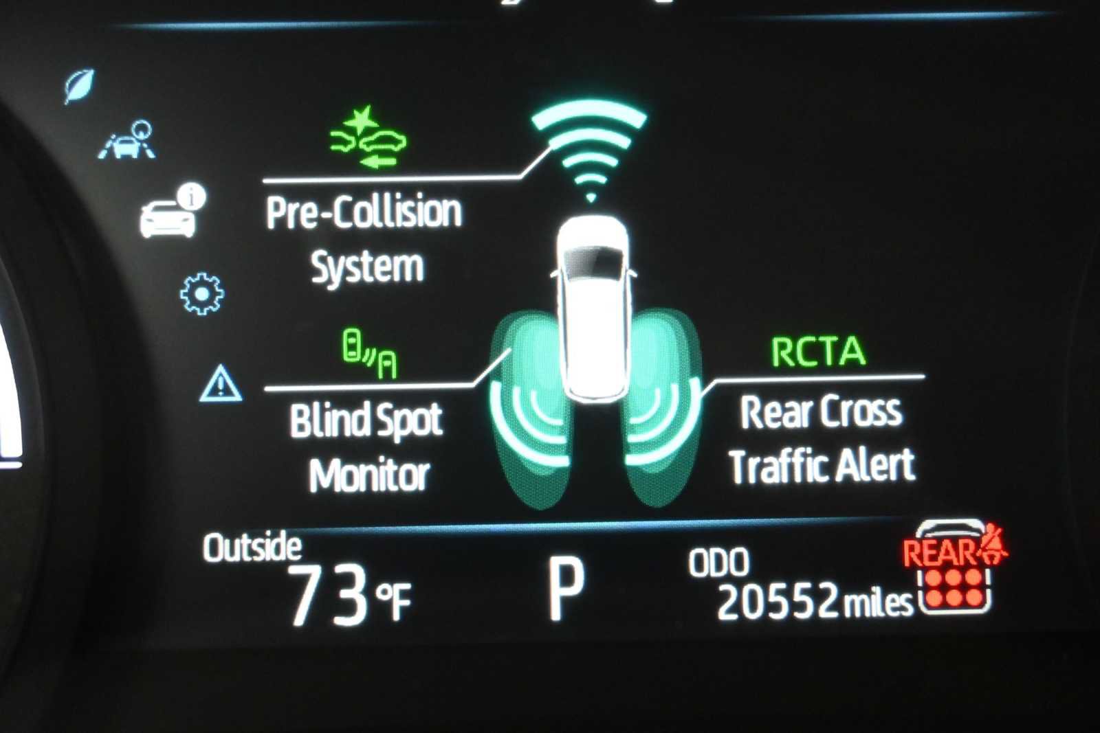 Certified 2025 Toyota Sienna LE FWD image 15