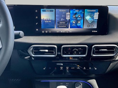 New 2026 Nissan Sentra SV w/ SV Convenience Package FWD image 6