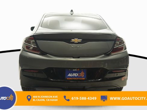 Used 2017 Chevrolet Volt Premier w/ Driver Confidence II Package image 12