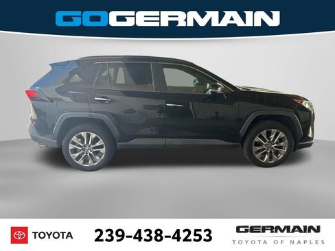 Used 2020 Toyota RAV4 Limited image 10