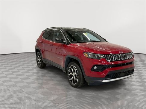 Used 2024 Jeep Compass Limited image 13