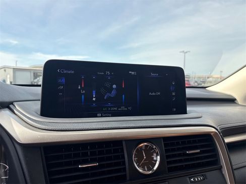 Used 2022 Lexus RX 350L FWD w/ Premium Package image 22