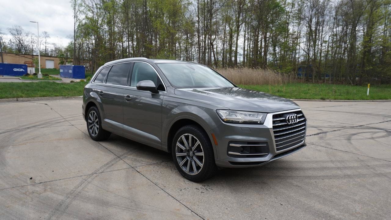 Used 2017 Audi Q7 3.0T Prestige AWD/4WD image 7