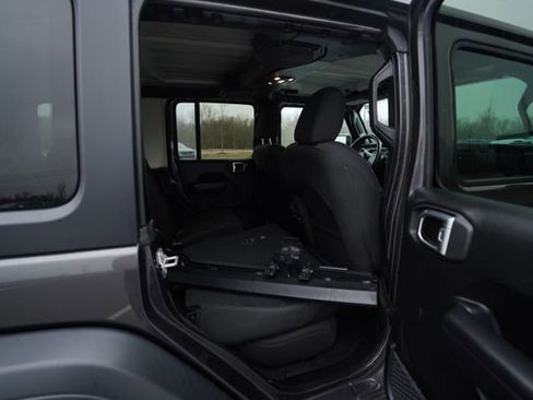 Used 2020 Jeep Wrangler Unlimited Sport image 22