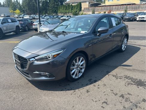 Used 2017 MAZDA MAZDA3 Grand Touring w/ Premium Equipment Package FWD image 3