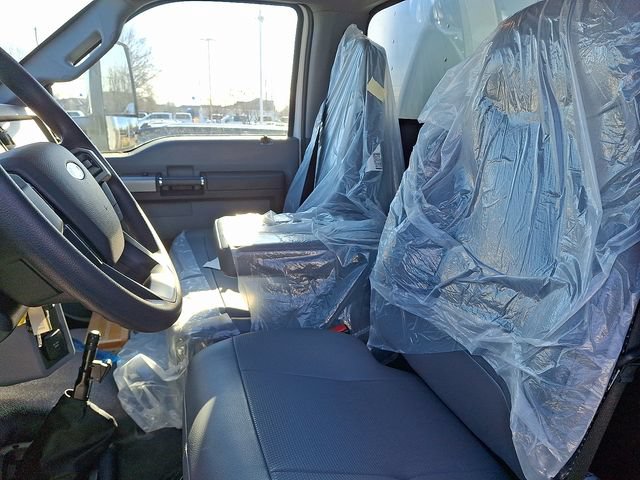 Used 2023 Ford F650 2WD Regular Cab Super Duty image 12