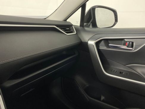 New 2025 Toyota RAV4 XLE w/ Convenience Package image 23