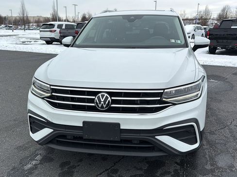 Used 2022 Volkswagen Tiguan SE image 17
