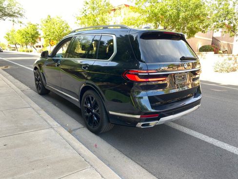 Used 2025 BMW X7 xDrive40i w/ Parking Assistance Package AWD/4WD image 17