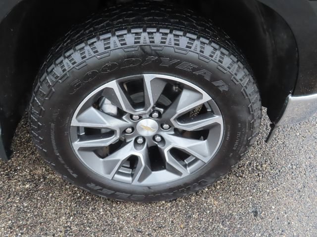 Used 2024 Chevrolet Silverado 1500 LT AWD/4WD image 13