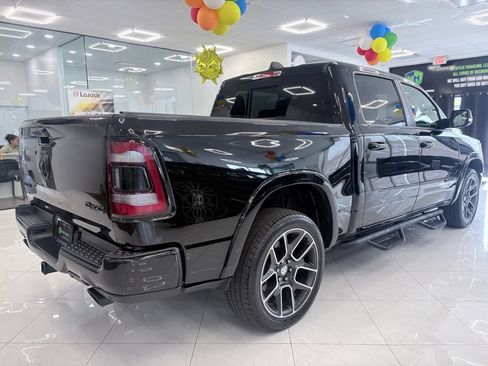 Used 2019 RAM 1500 Laramie AWD/4WD image 12